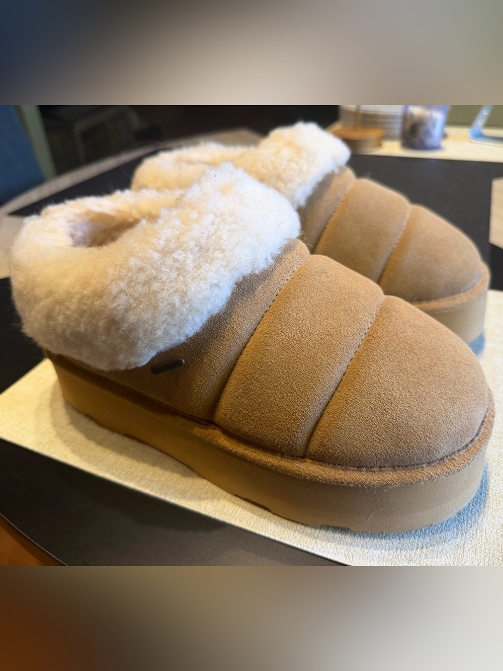 BEARPAW slippers Size 9. NWOT